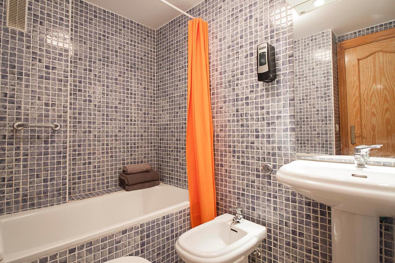 Camas Apartments! 马拉加 外观 照片